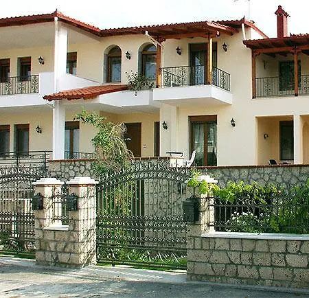 ホテル Archontiko Dimitra