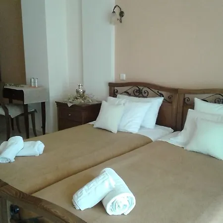 Archontiko Dimitra 3* فيرغينا